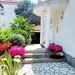 Apartamento Bella 1 *
