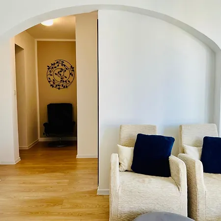 Apartament Bella 1 *